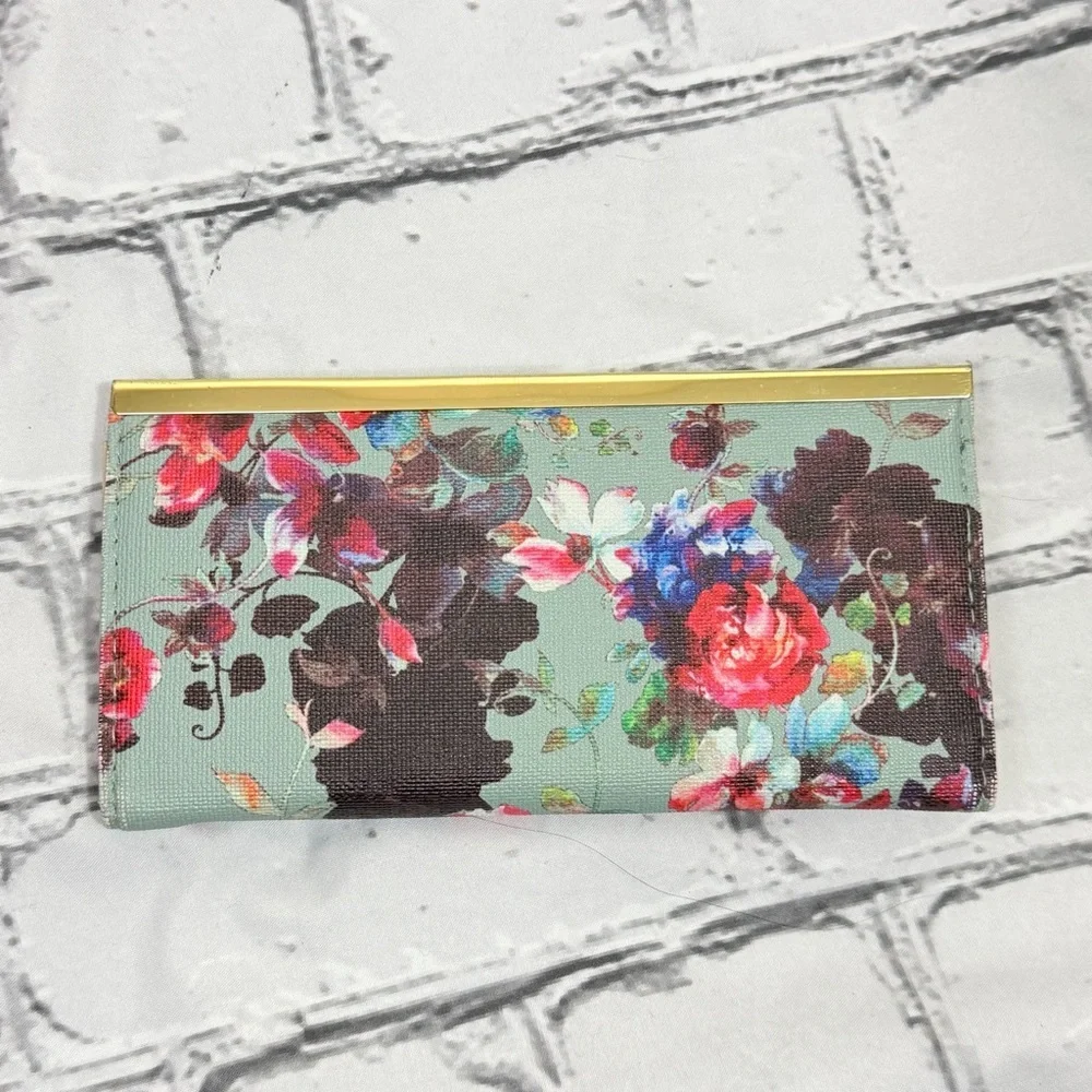 Flower Print Bi-fold Wallet
